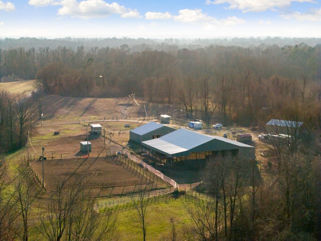 1039 Concord Rd, Gates, TN 38037