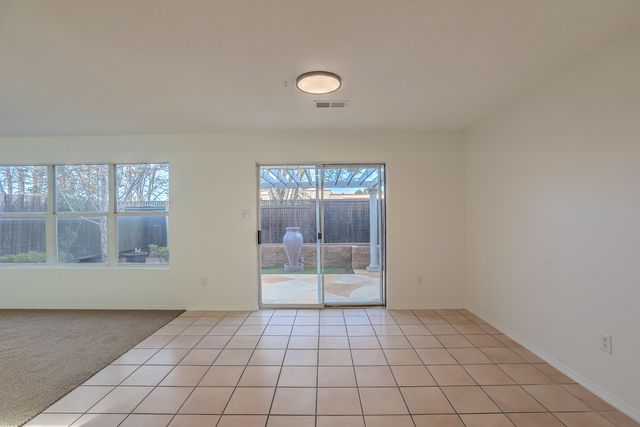 11251 Campo Del Oso Avenue NE, Albuquerque, NM 87123