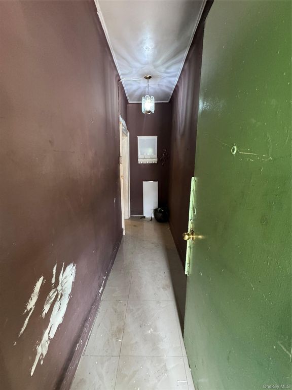 637 Baker Avenue, Bronx, NY 10460 — photo 3