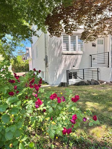 344 Beach 12th Street, Far Rockaway, NY 11691