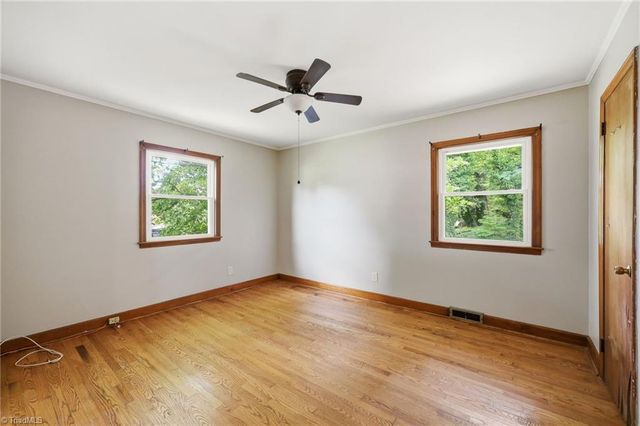 305 Meadowbrook Drive, Burlington, NC 27215