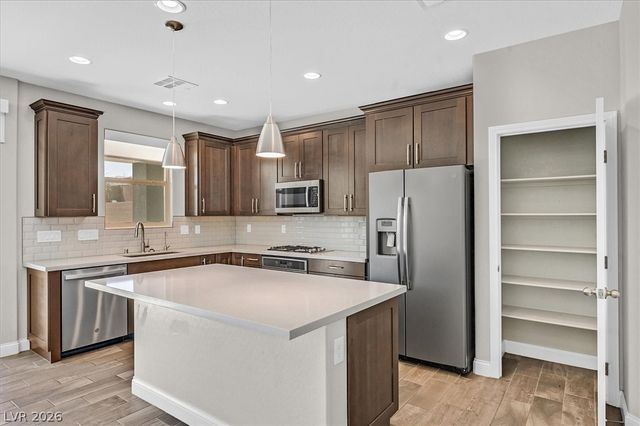 921 Cirrus Cloud Avenue, Las Vegas, NV 89138