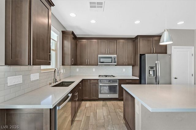 921 Cirrus Cloud Avenue, Las Vegas, NV 89138