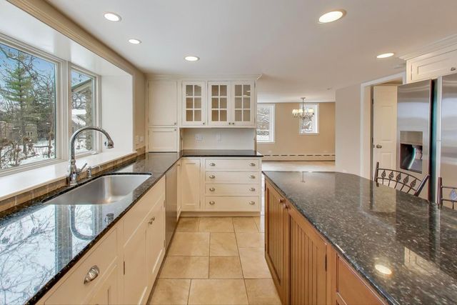 205 Orchard Road, North Barrington, IL 60010