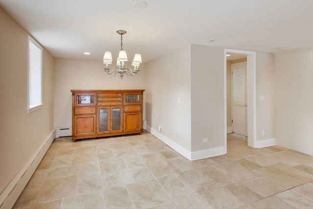 205 Orchard Road, North Barrington, IL 60010