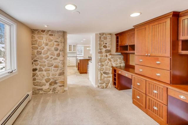 205 Orchard Road, North Barrington, IL 60010