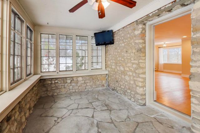 205 Orchard Road, North Barrington, IL 60010