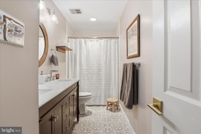 408 N PITT ST, Alexandria, VA 22314