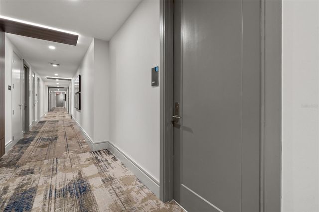 100 1ST AVENUE N 3902, St Petersburg, FL 33701