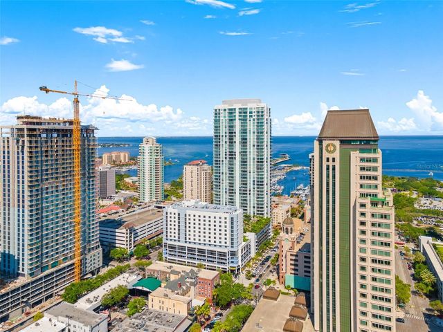 100 1ST AVENUE N 3902, St Petersburg, FL 33701