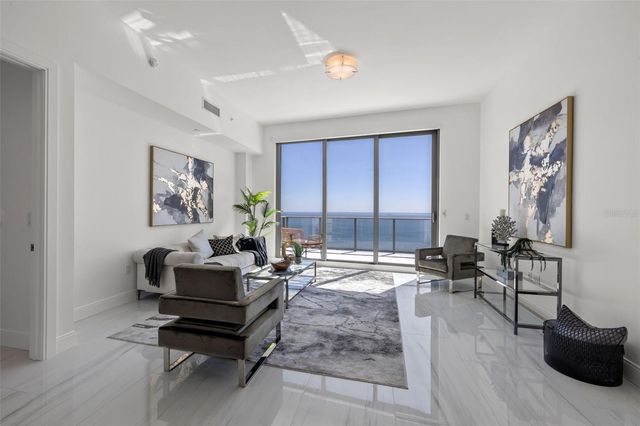 100 1ST AVENUE N 3902, St Petersburg, FL 33701