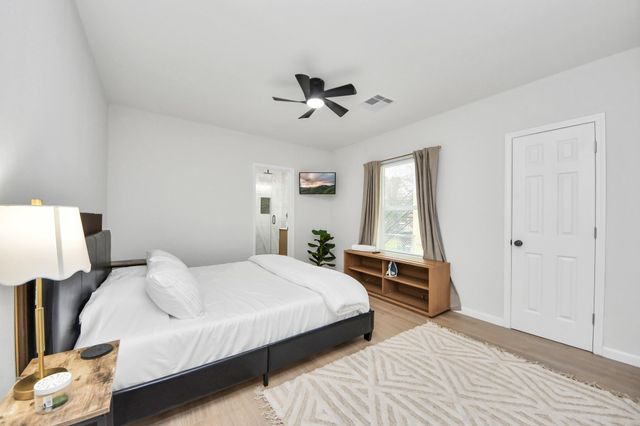 2811 Winbern Street, Houston, TX 77004