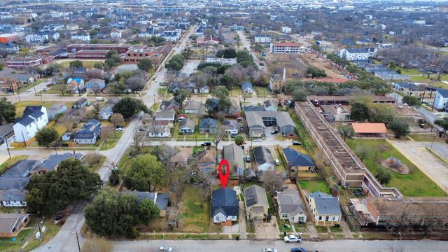 2811 Winbern Street, Houston, TX 77004