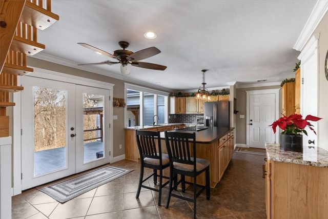 11174 Pumpkin Hill Drive, Bentonville, AR 72712