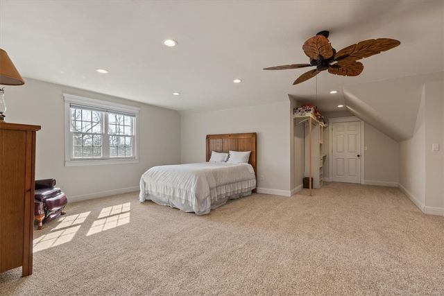 11174 Pumpkin Hill Drive, Bentonville, AR 72712