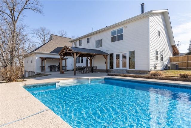 11174 Pumpkin Hill Drive, Bentonville, AR 72712