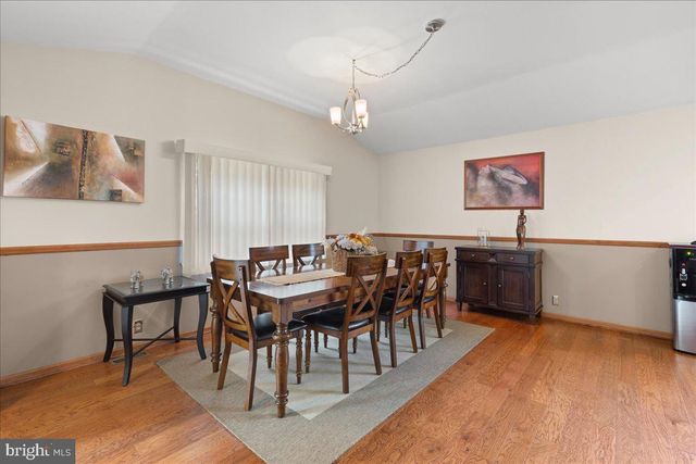 106 N PELHAM RD, Voorhees, NJ 08043