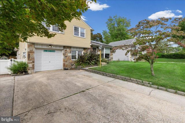 106 N PELHAM RD, Voorhees, NJ 08043