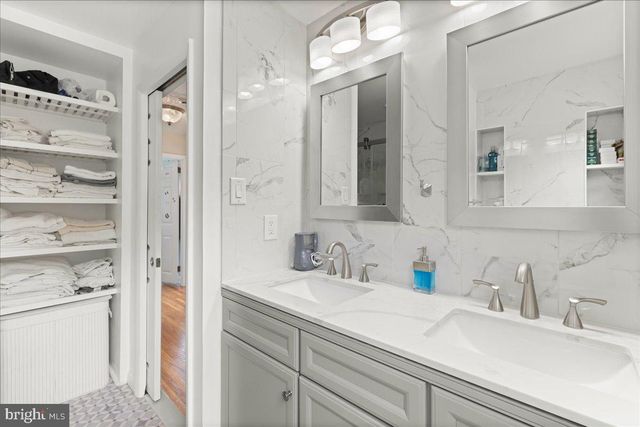 106 N PELHAM RD, Voorhees, NJ 08043