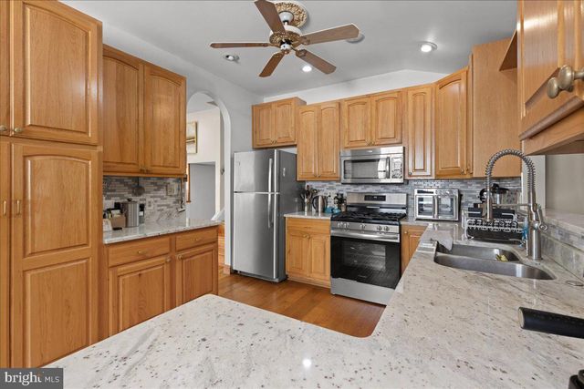 106 N PELHAM RD, Voorhees, NJ 08043