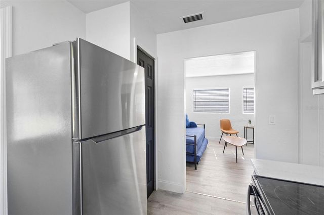 2600 S CRYSTAL LAKE DRIVE, Orlando, FL 32806