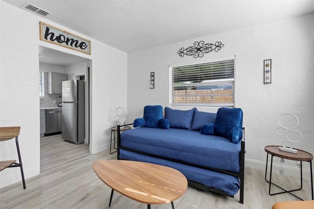 2600 S CRYSTAL LAKE DRIVE, Orlando, FL 32806