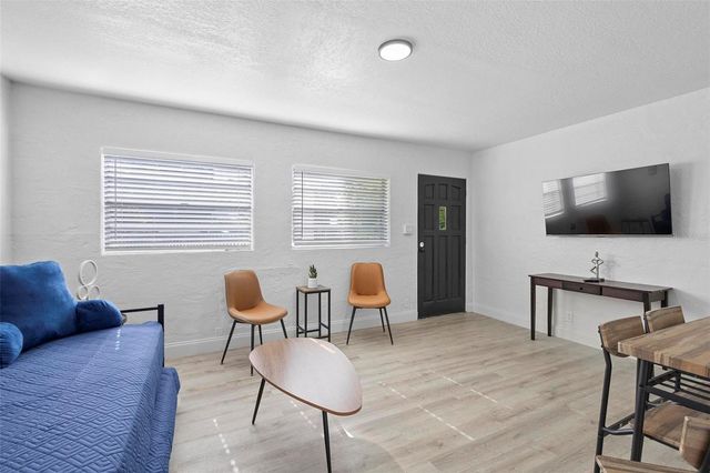 2600 S CRYSTAL LAKE DRIVE, Orlando, FL 32806