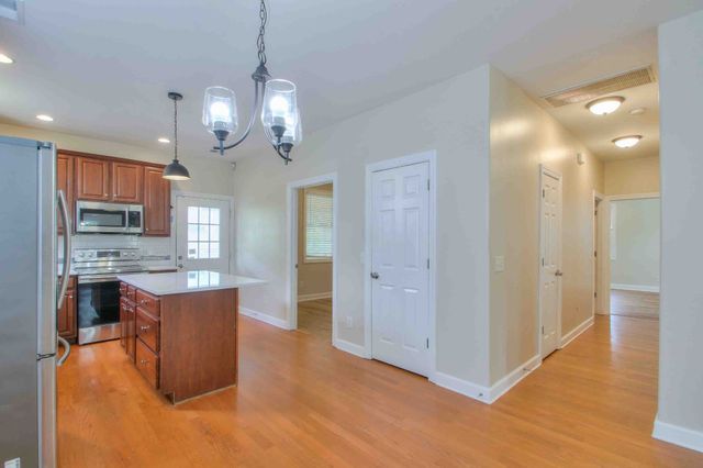 1008A Cahal Ave, Nashville, TN 37206