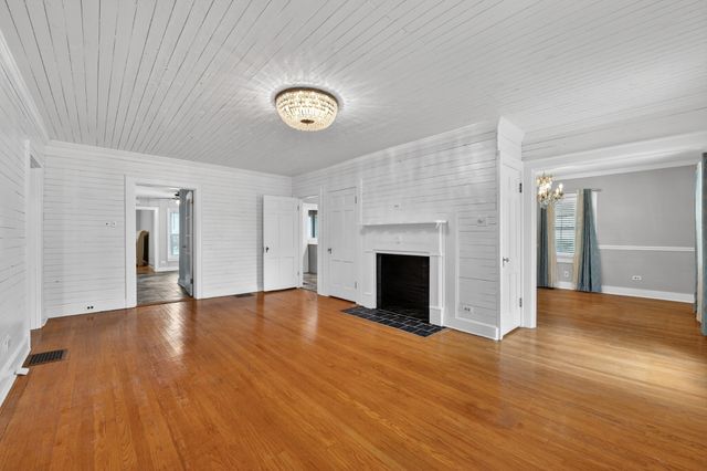 404 2nd Ave, Fayetteville, TN 37334