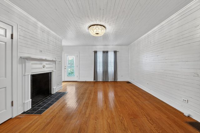 404 2nd Ave, Fayetteville, TN 37334