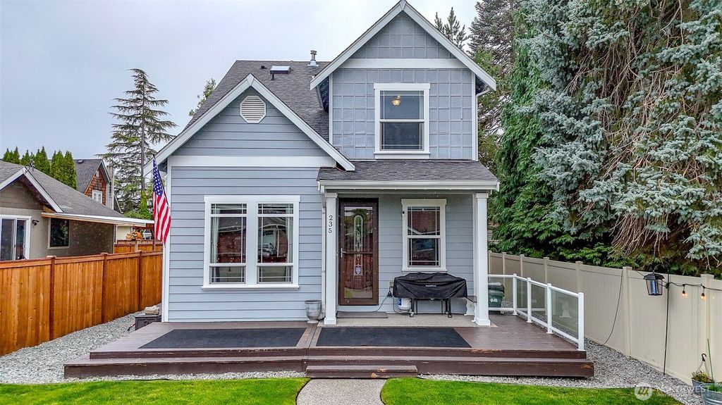 235 S B Street S, Buckley, WA 98321