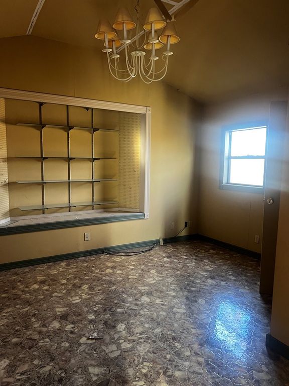 Image 12 of property listing at 123 Florence Street, San Angelo, TX 76903