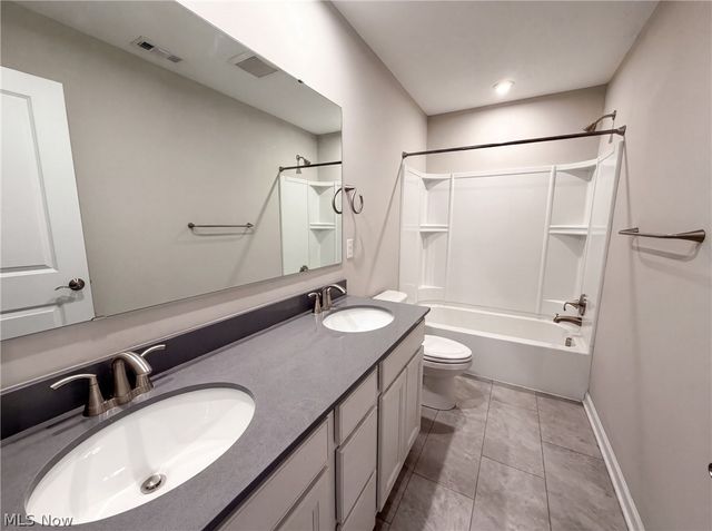12478 Challenge Way, Columbia Station, OH 44028
