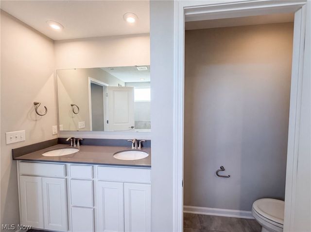 12478 Challenge Way, Columbia Station, OH 44028