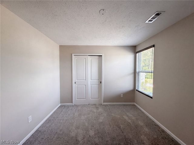12478 Challenge Way, Columbia Station, OH 44028