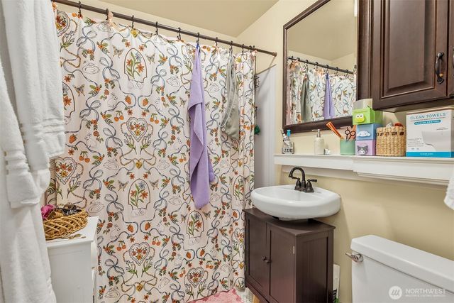 722 10th Avenue E, Seattle, WA 98102