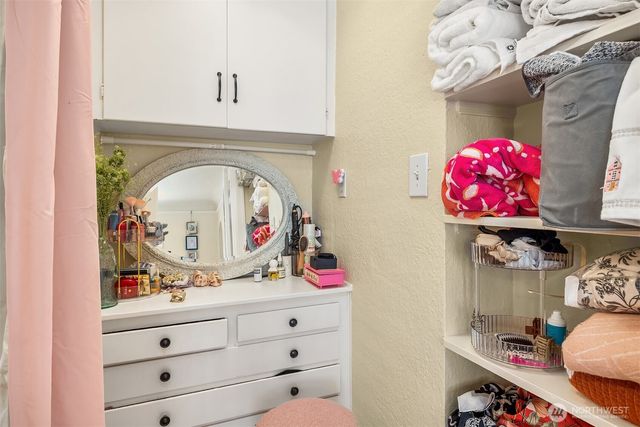 722 10th Avenue E, Seattle, WA 98102