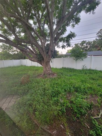 7498 N ORPINE DRIVE, St Petersburg, FL 33702