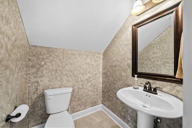 2531 Everwood Ct, Clarksville, TN 37043