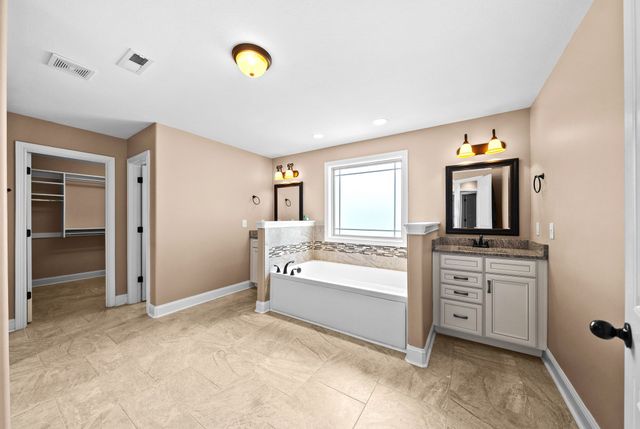 2531 Everwood Ct, Clarksville, TN 37043