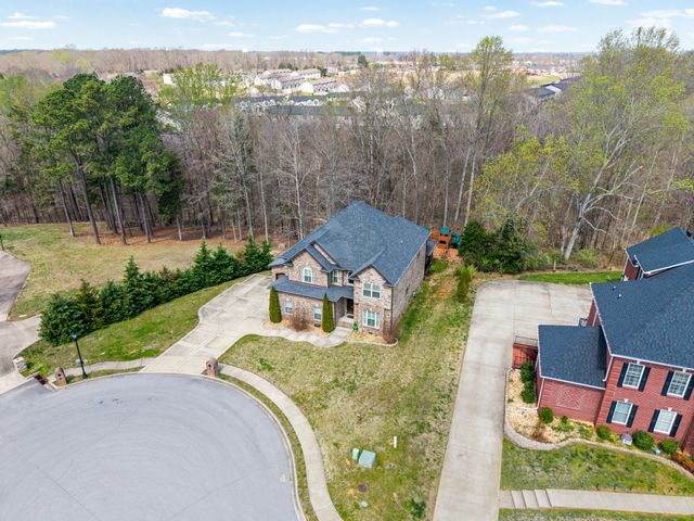 2531 Everwood Ct, Clarksville, TN 37043