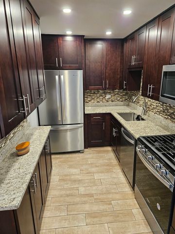 5358 N Cumberland Avenue 413, Chicago, IL 60656