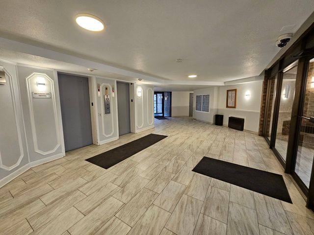 5358 N Cumberland Avenue 413, Chicago, IL 60656