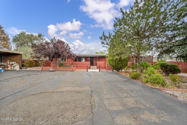 167 E 7th Avenue, Sun Valley, NV 89433