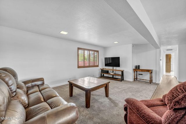 167 E 7th Avenue, Sun Valley, NV 89433