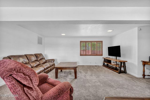 167 E 7th Avenue, Sun Valley, NV 89433