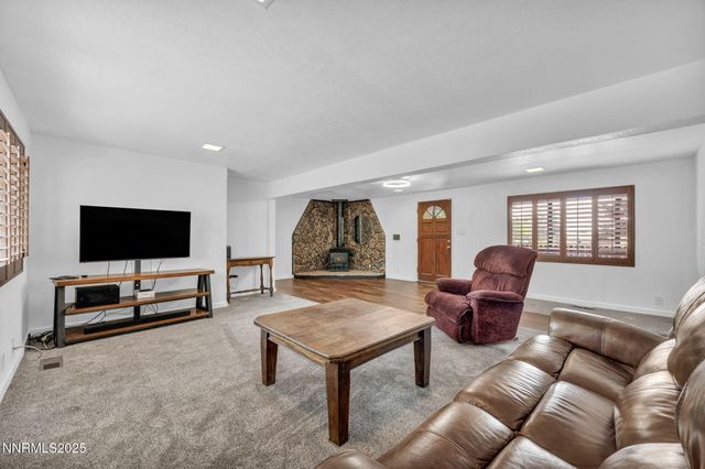 167 E 7th Avenue, Sun Valley, NV 89433