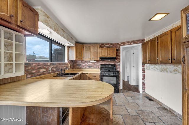 167 E 7th Avenue, Sun Valley, NV 89433