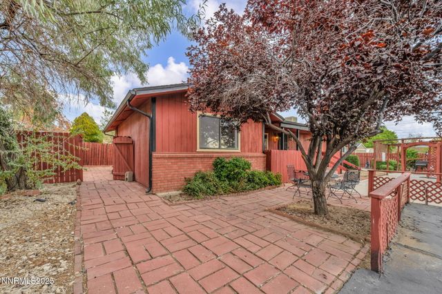 167 E 7th Avenue, Sun Valley, NV 89433