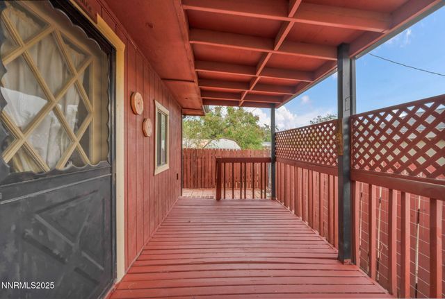 167 E 7th Avenue, Sun Valley, NV 89433